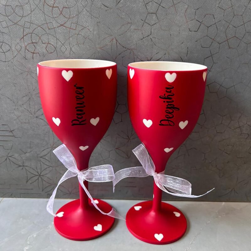 Personalised Couple Wine Glasses – Mr & Mrs Gift Set